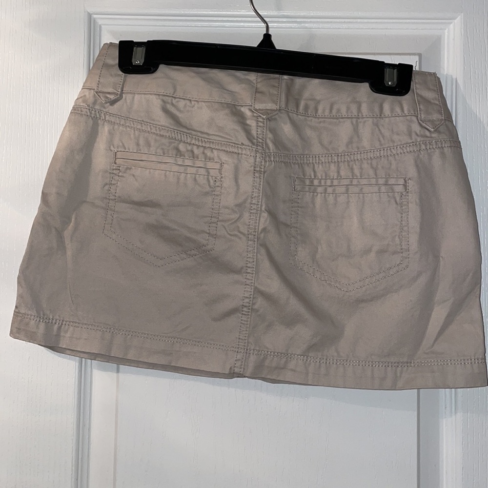 Express - Picture 2 of 2